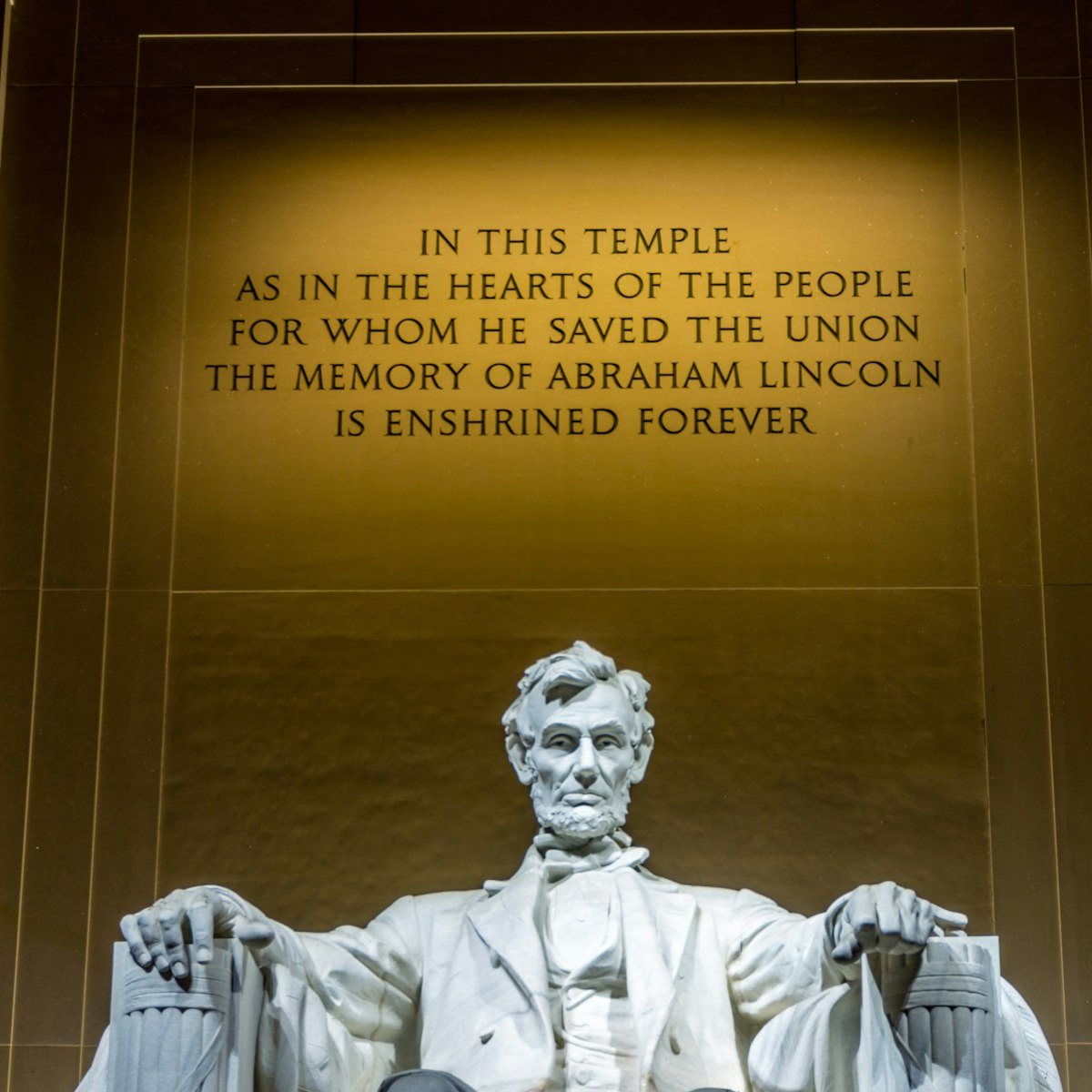 500px Photo ID: 100166741 - Pre-dawn at the Lincoln Memorial. 